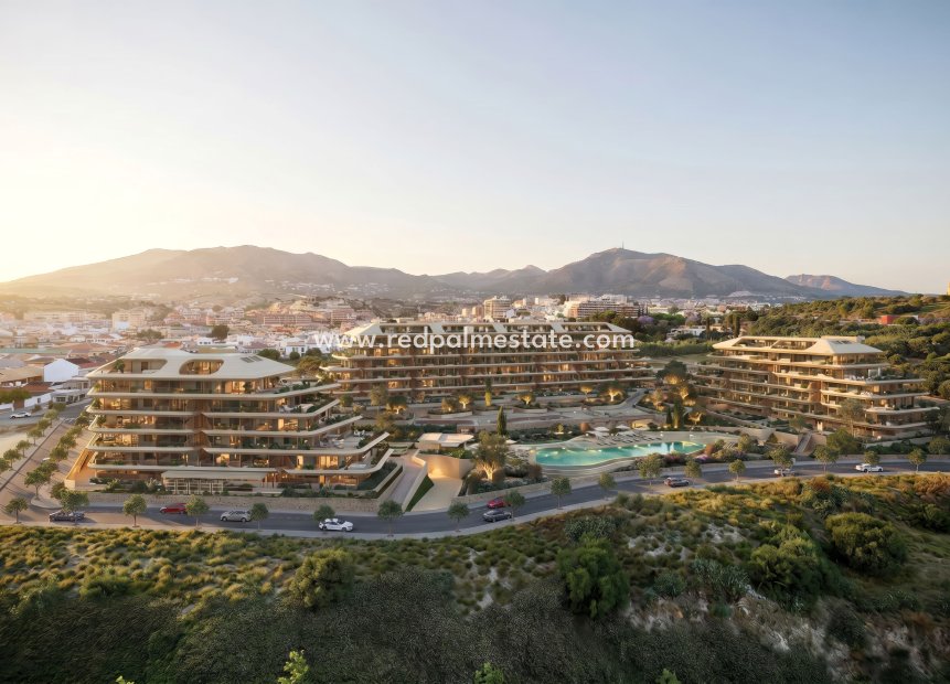 New Build - Apartment -
Fuengirola