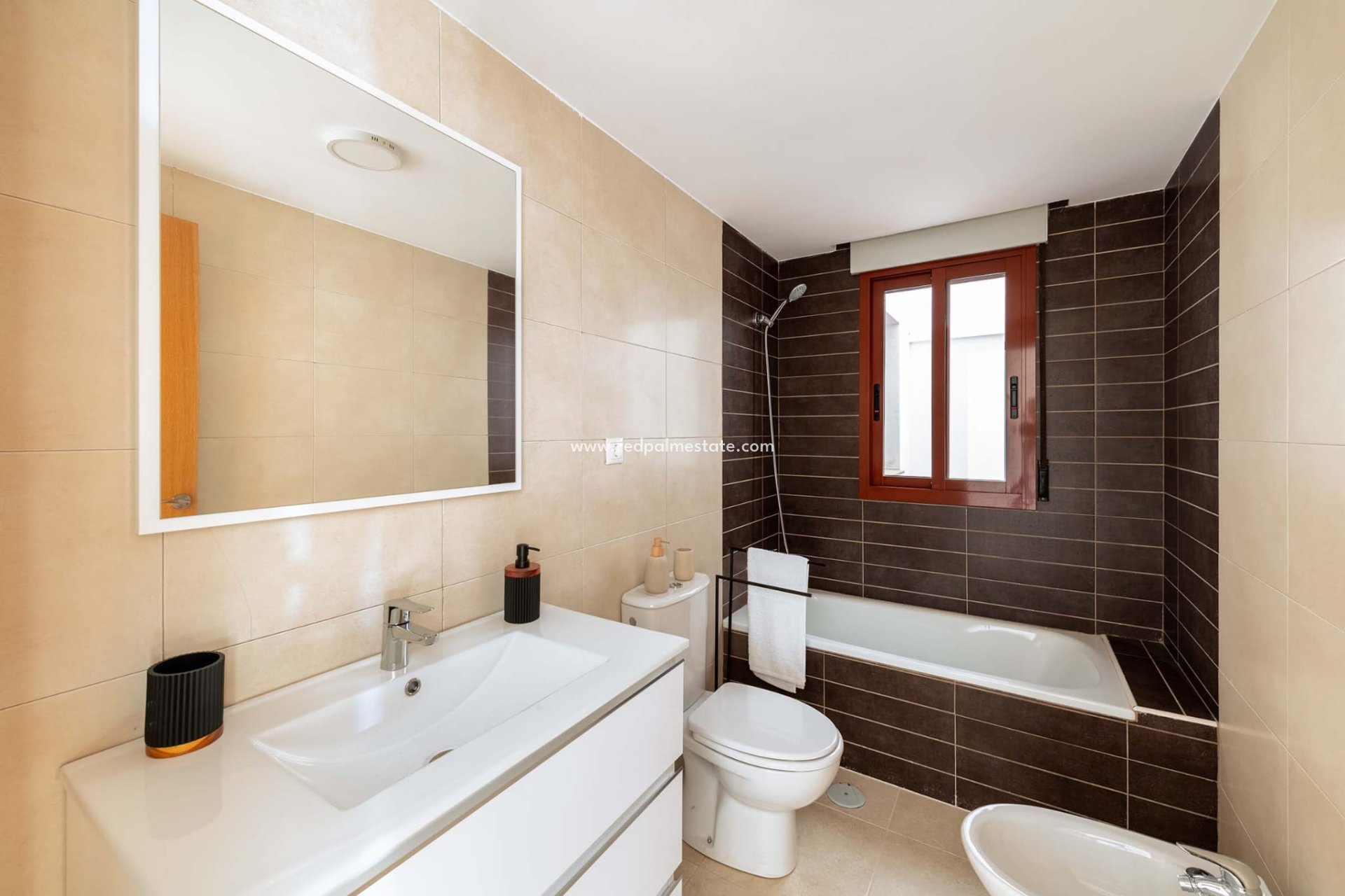 New Build - Apartment -
Jerónimo y Avileses