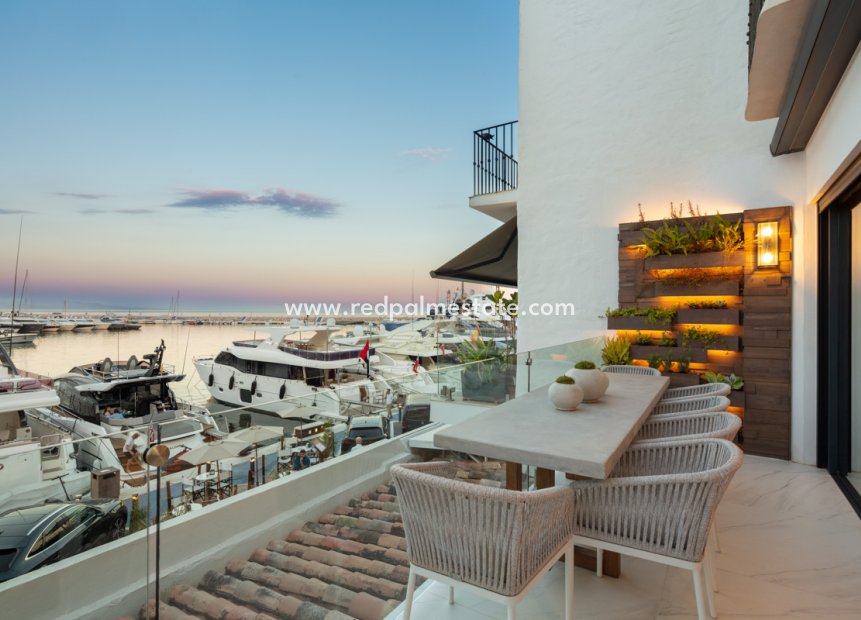 New Build - Apartment -
Marbella