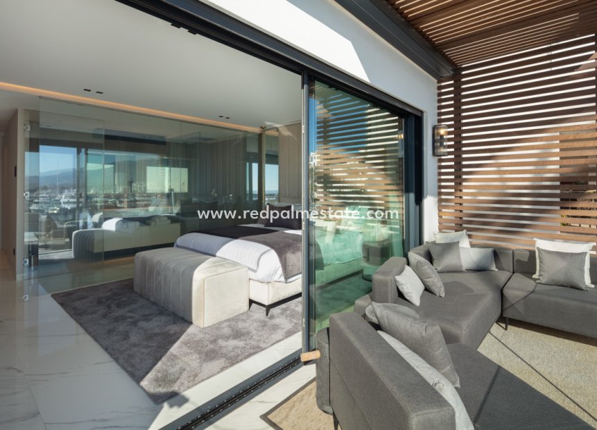New Build - Apartment -
Marbella
