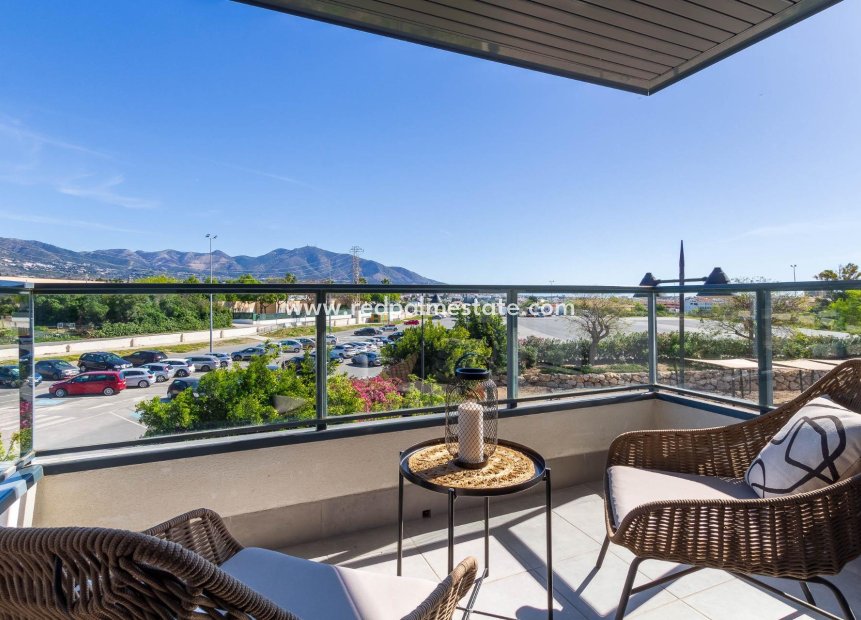 New Build - Apartment -
Mijas - Las Lagunas
