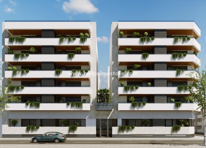 New Build - Apartment Penthouse -
Almoradí - Center