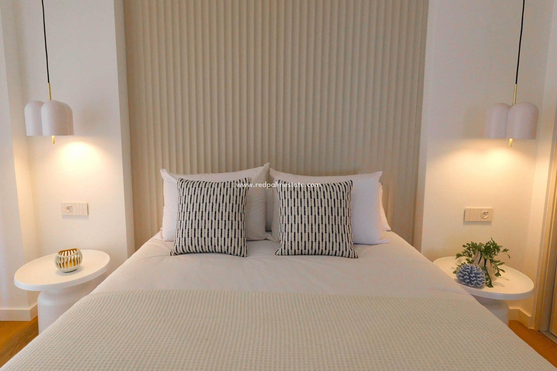 New Build - Apartments -
La Manga - Veneziola