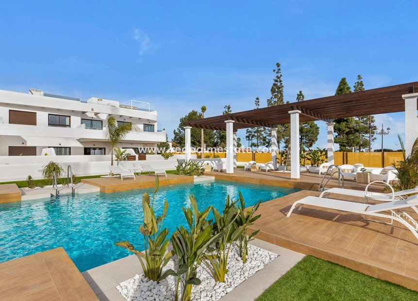 New Build - Apartments -
Los Alczares - La Serena Golf