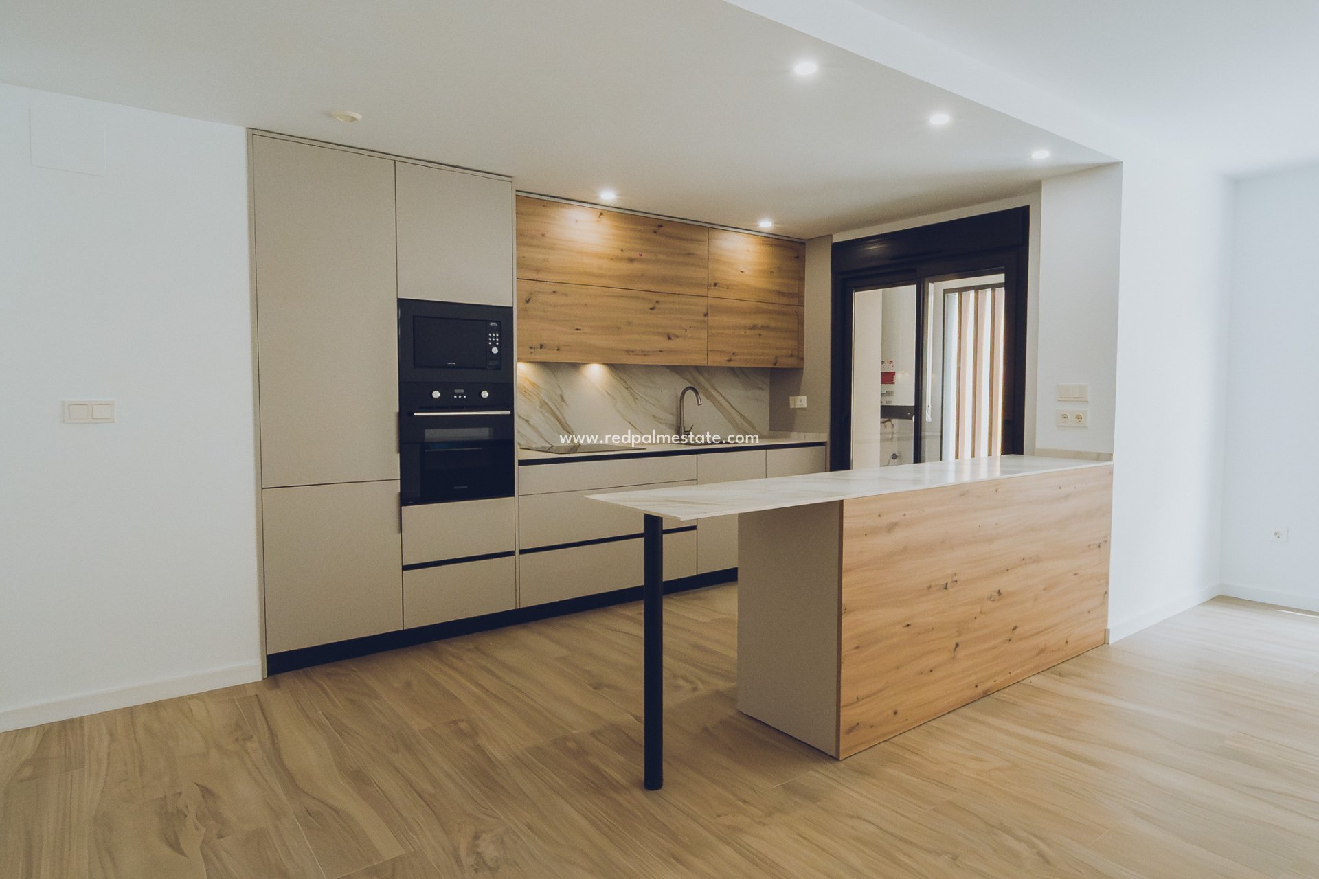 New Build - Apartments -
Redován