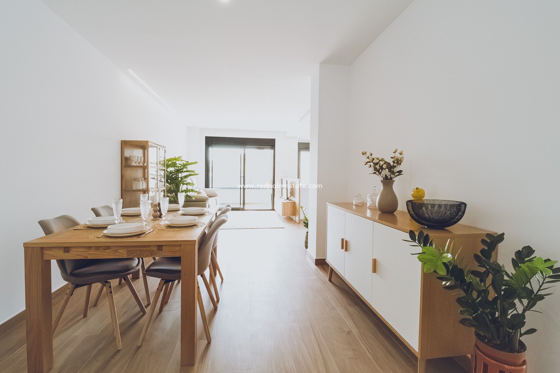 New Build - Apartments -
Redován