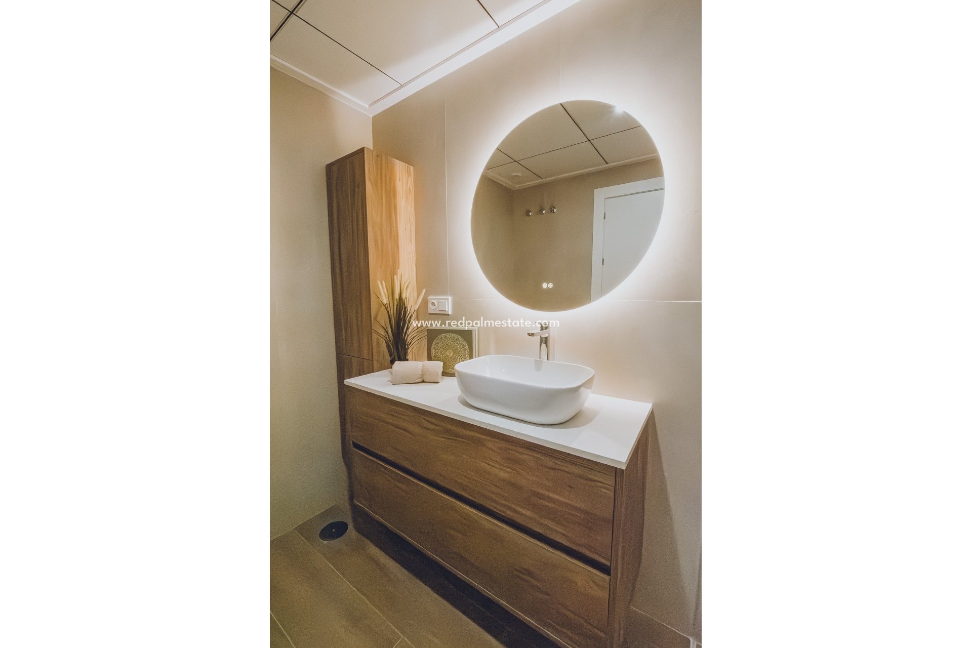 New Build - Apartments -
Redován