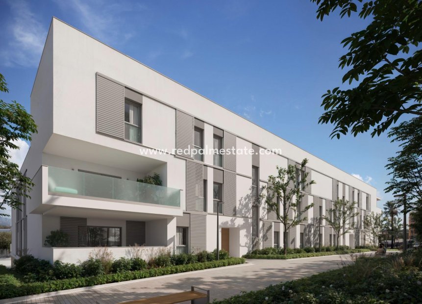New Build - Apartments -
San Pedro De Alcantara - pueblo