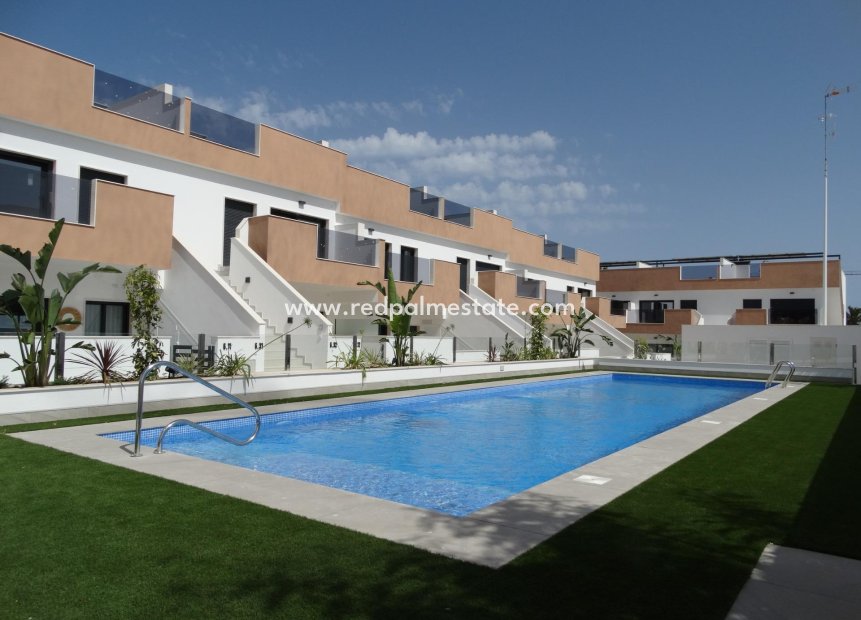 New Build - Bungalow -
Pilar de la Horadada - pueblo