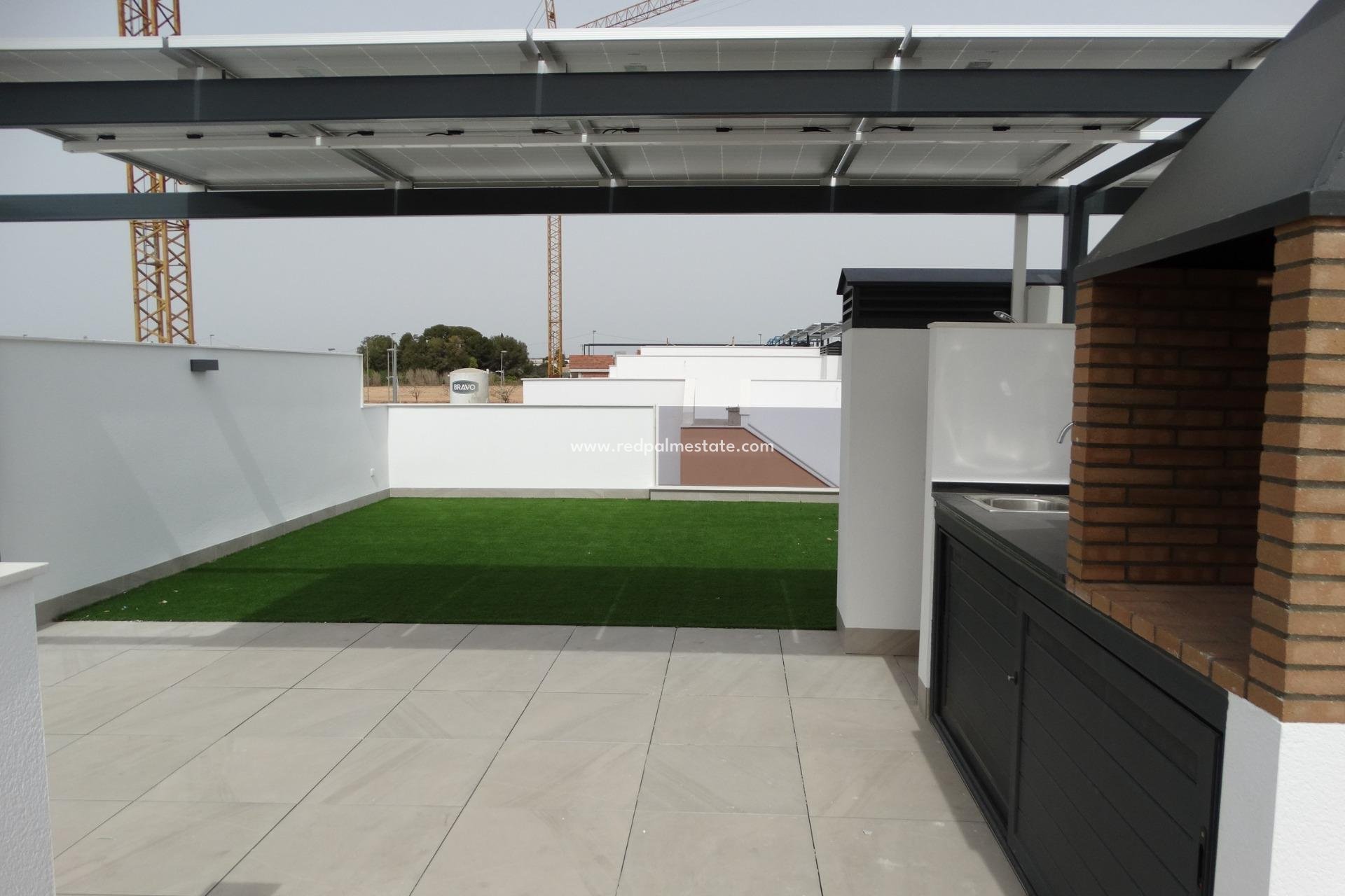 New Build - Bungalow -
Pilar de la Horadada - pueblo