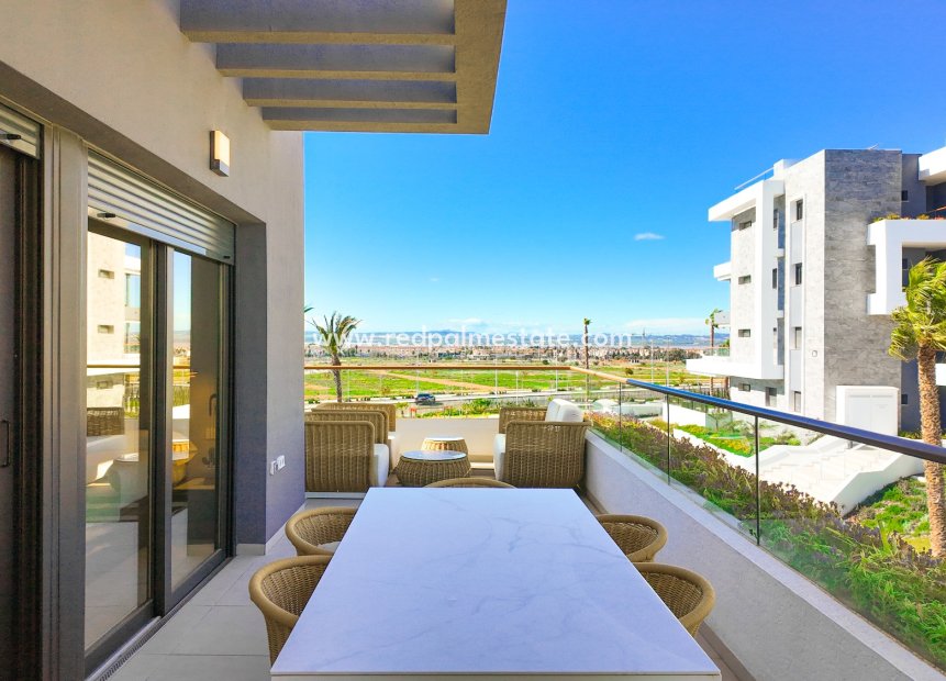 New Build - Bungalow -
Torrevieja - Lagoons Village