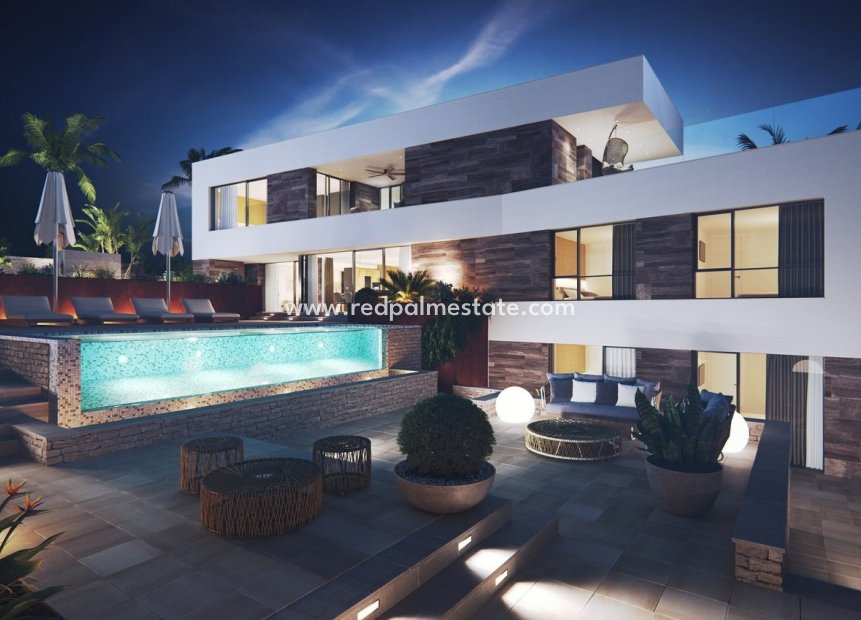 New Build - Detached Villa -
La Manga - Cala Medina