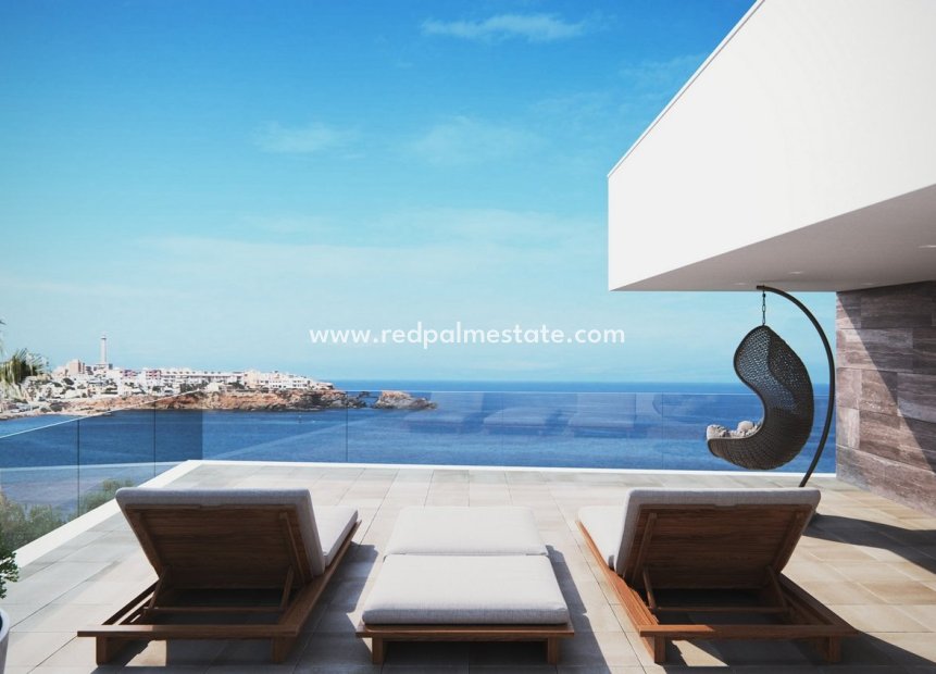 New Build - Detached Villa -
La Manga - Cala Medina