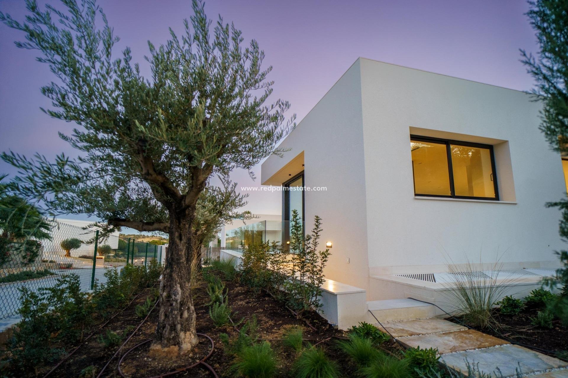 New Build - Detached Villa -
Orihuela Costa - Las Colinas Golf