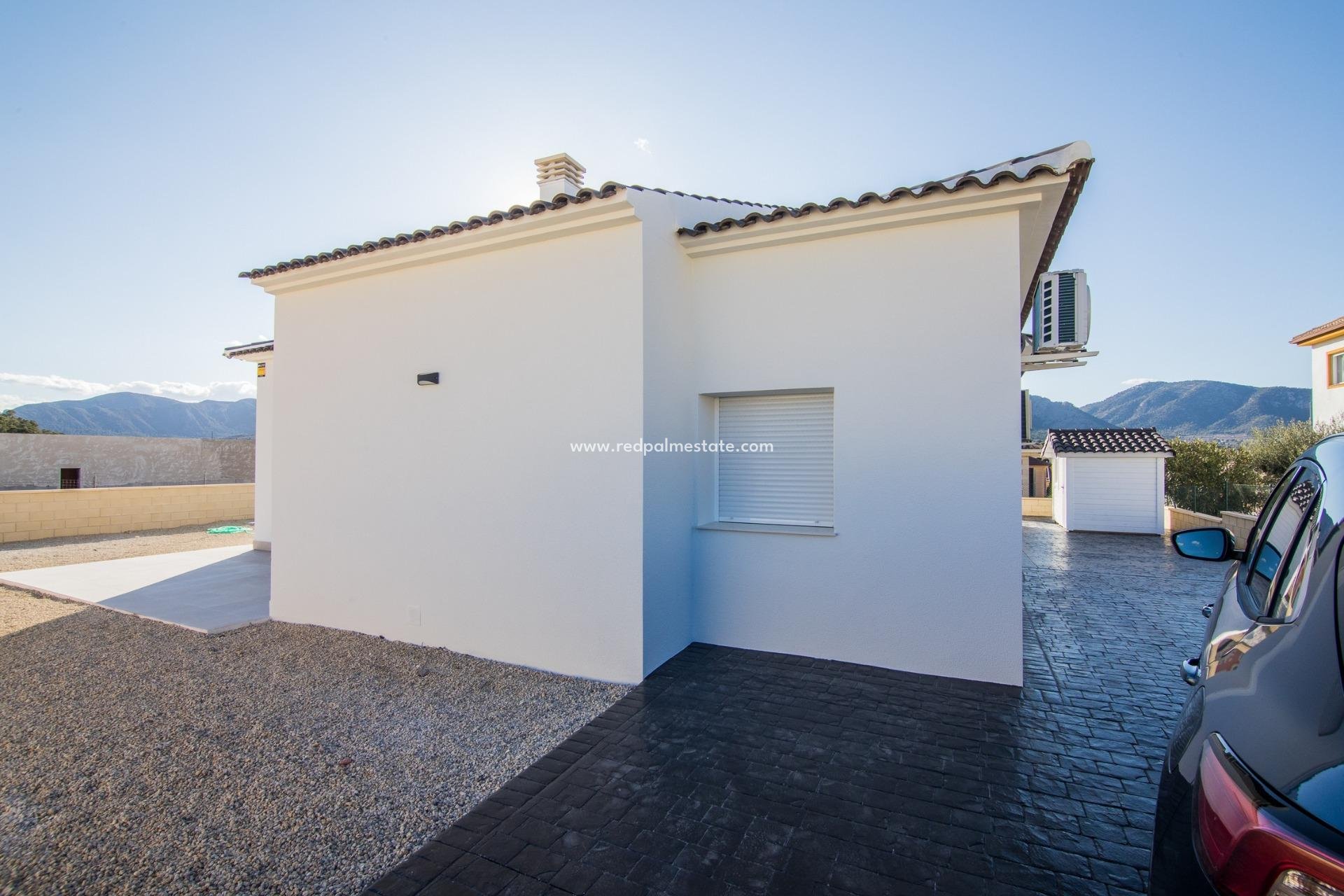 New Build - Detached Villa -
Pinoso - Campo