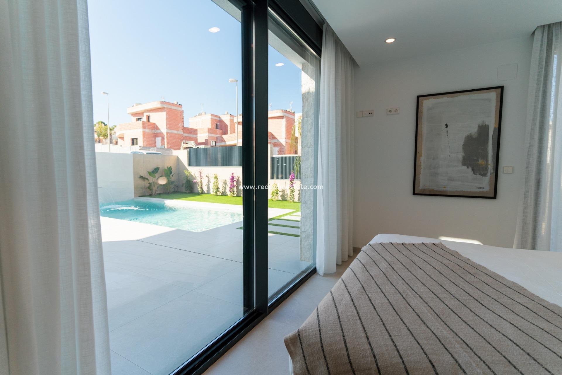 New Build - Detached Villa -
Rojales - La  Marquesa Golf