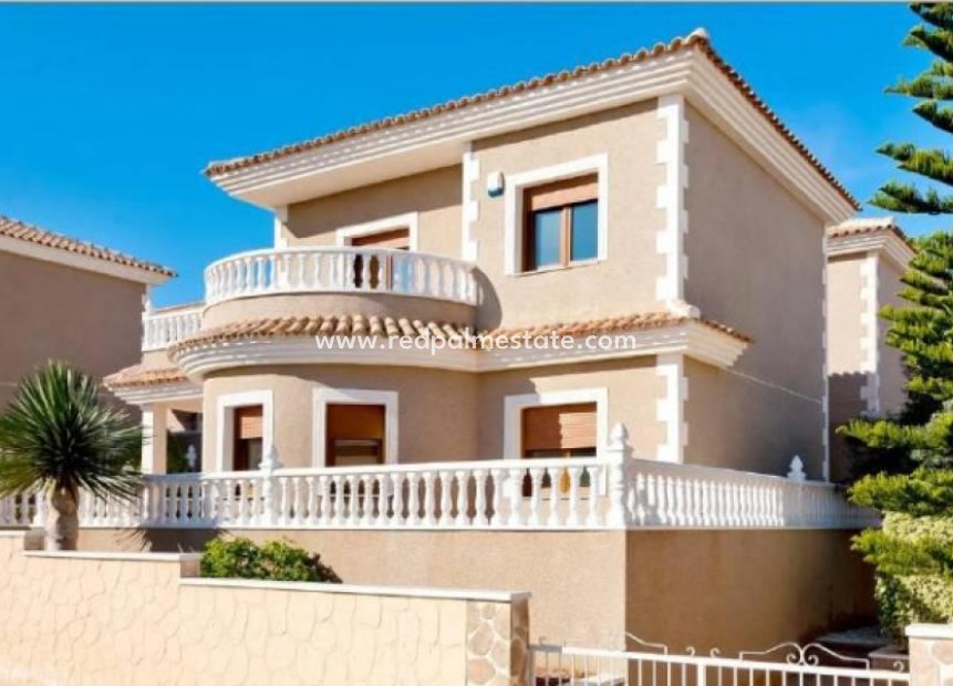 New Build - Detached Villa -
Torrevieja - Los Balcones - Los Altos del Edén