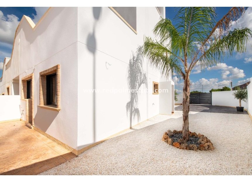 New Build - Town House -
Cox - San Fernando