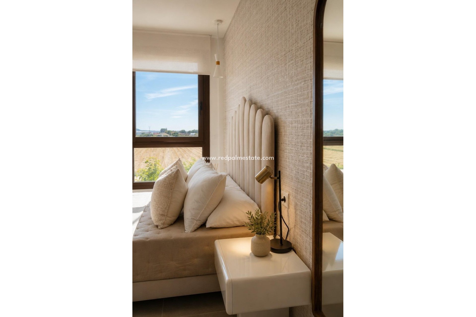 New Build - Town House -
Dolores - Sector 2
