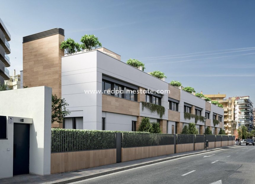 New Build - Town House -
Fuengirola