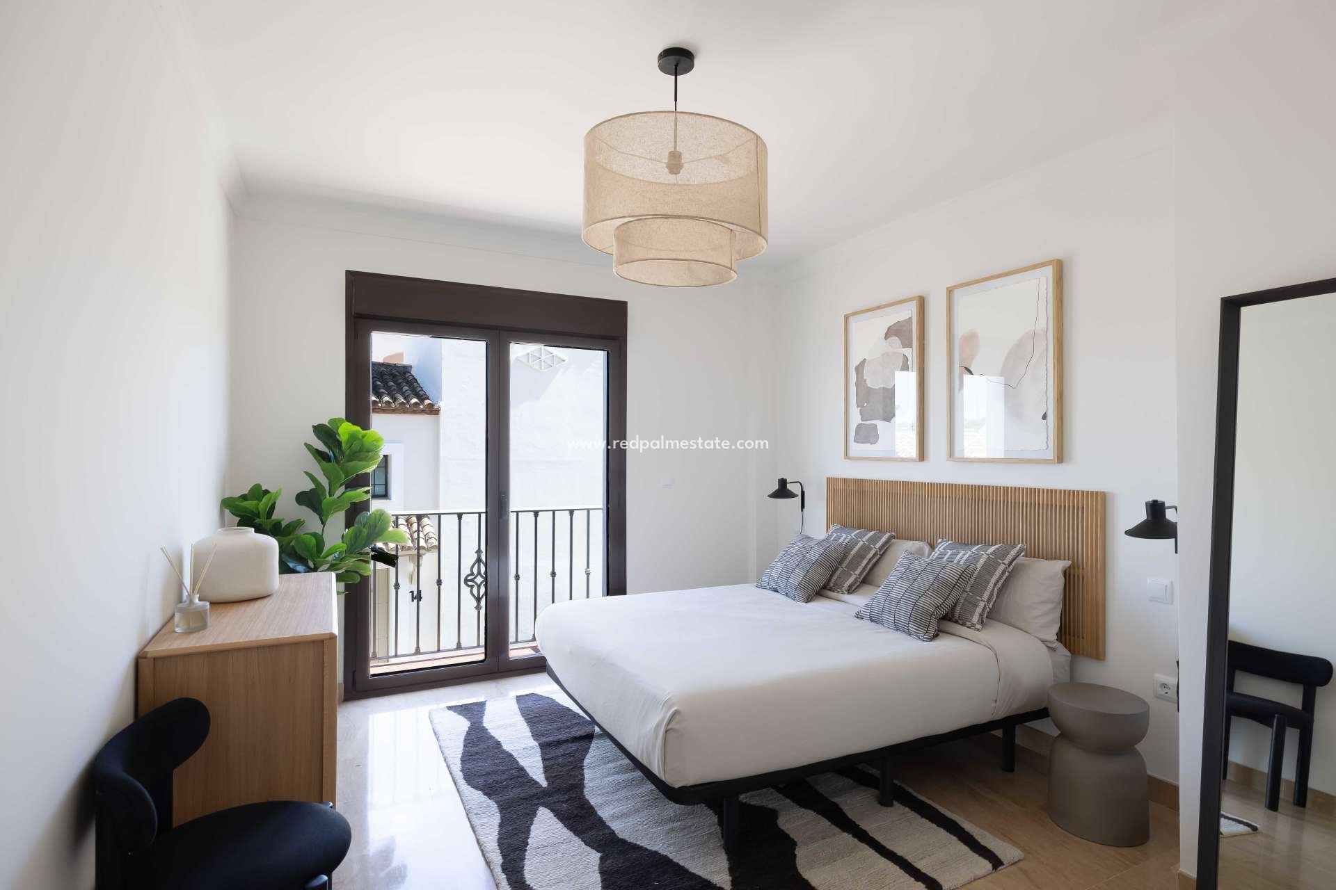 New Build - Town House -
La Gaspara