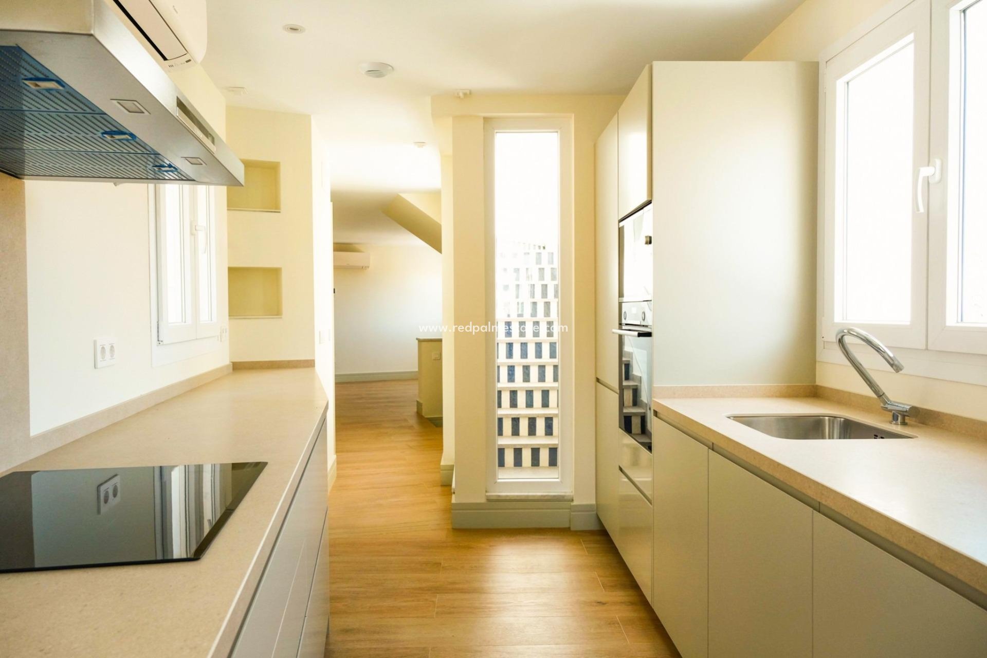 New Build - Town House -
Málaga - Playa de la Malagueta