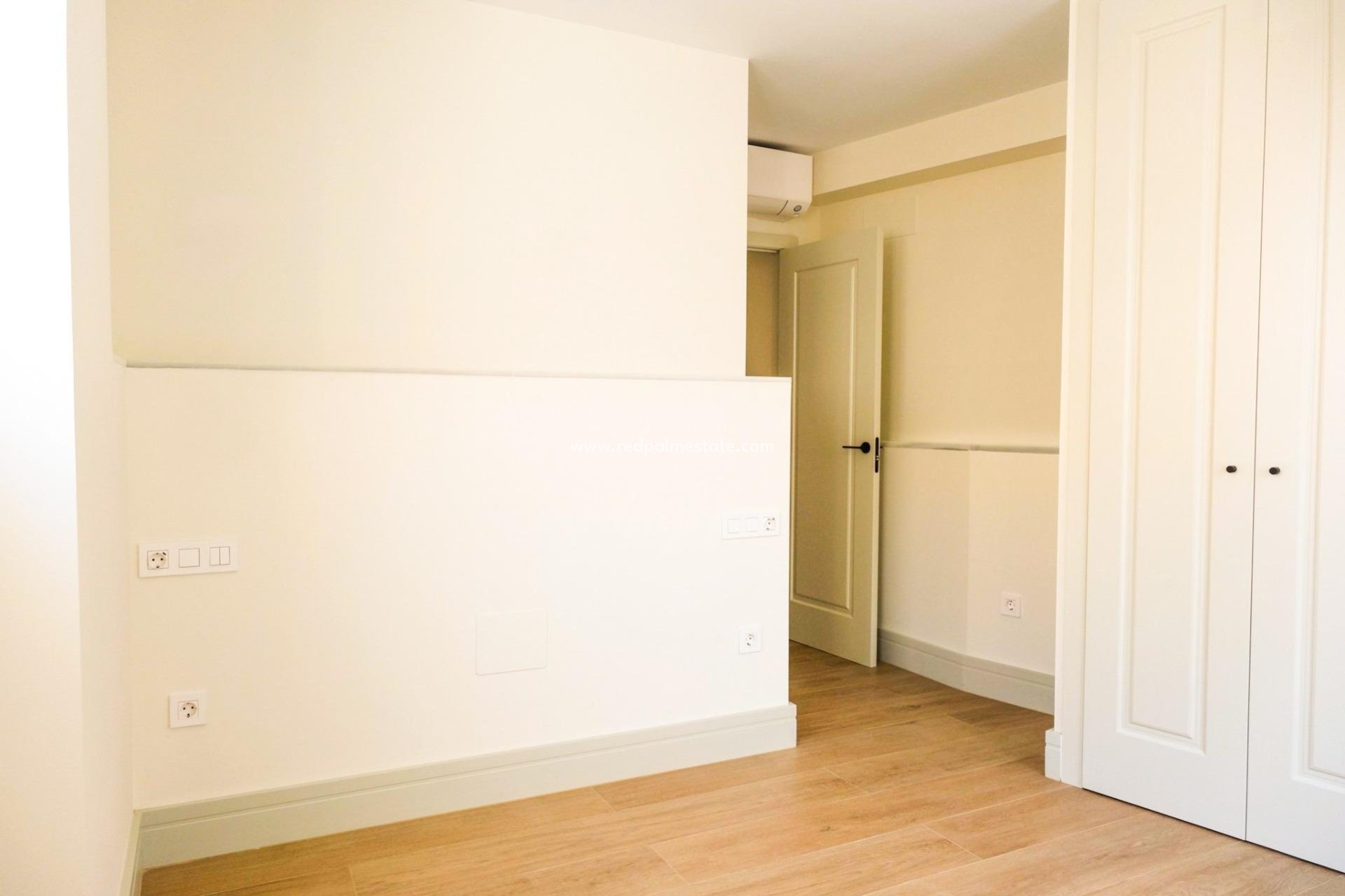 New Build - Town House -
Málaga - Playa de la Malagueta