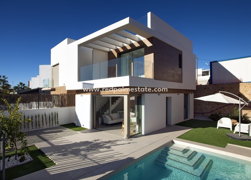 New Build - Town House -
Orihuela Costa - Villamartín