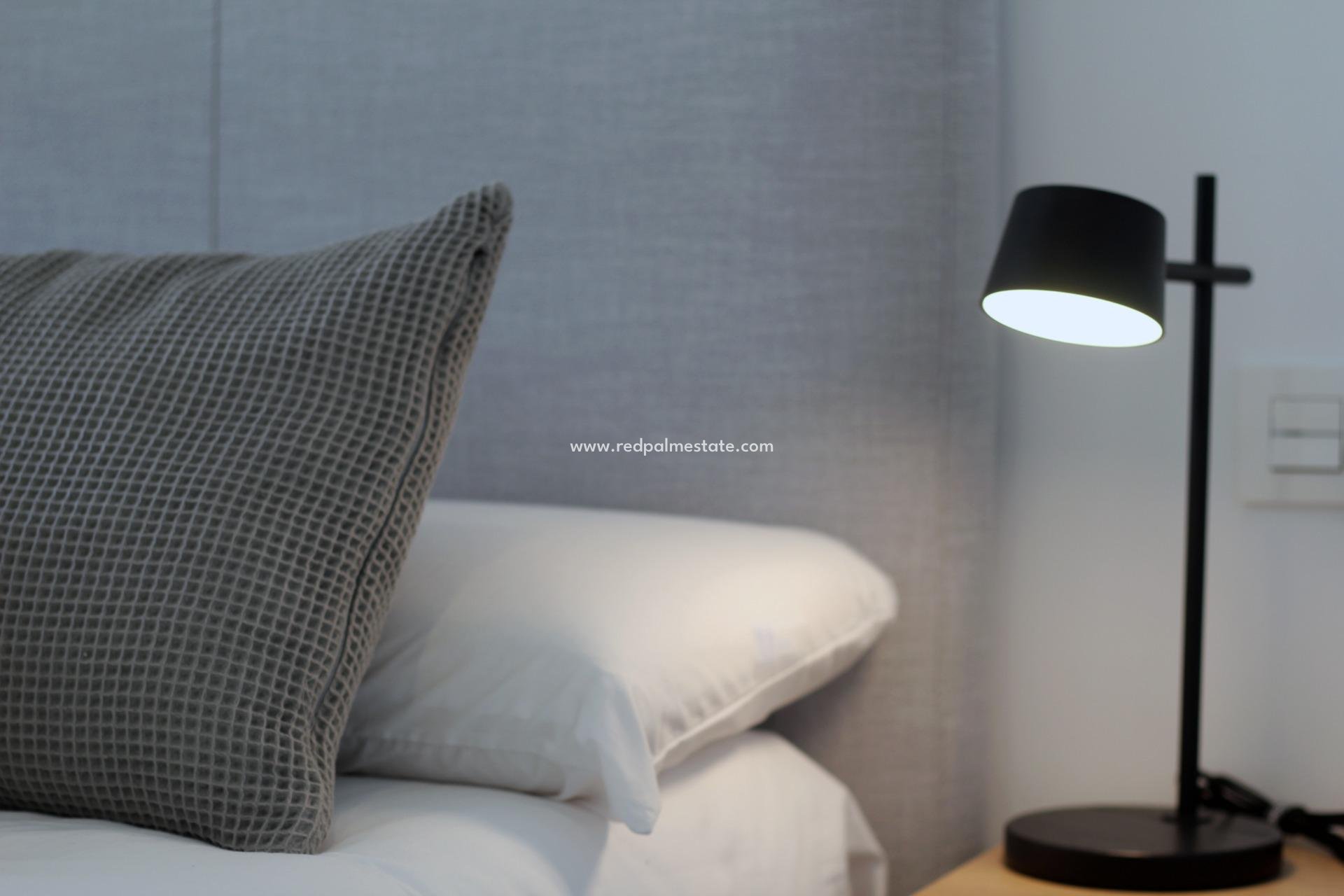 New Build - Town House -
Pilar de la Horadada - parque Andromeda