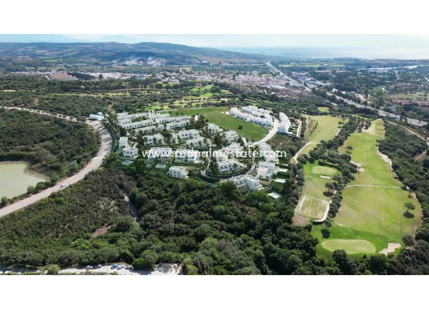 New Build - Town House -
Sotogrande - Urbanización Sotogrande