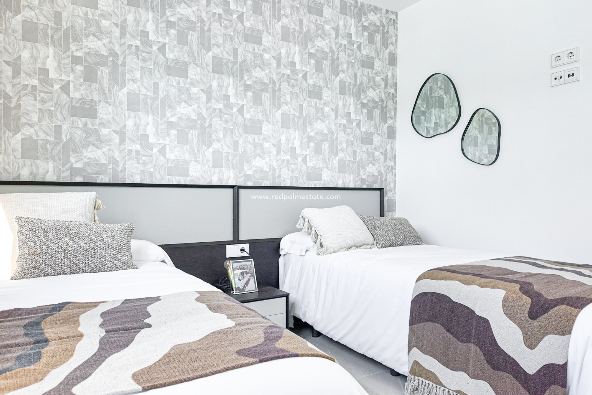 New Build - Town House -
Torrevieja - Lagoons Village