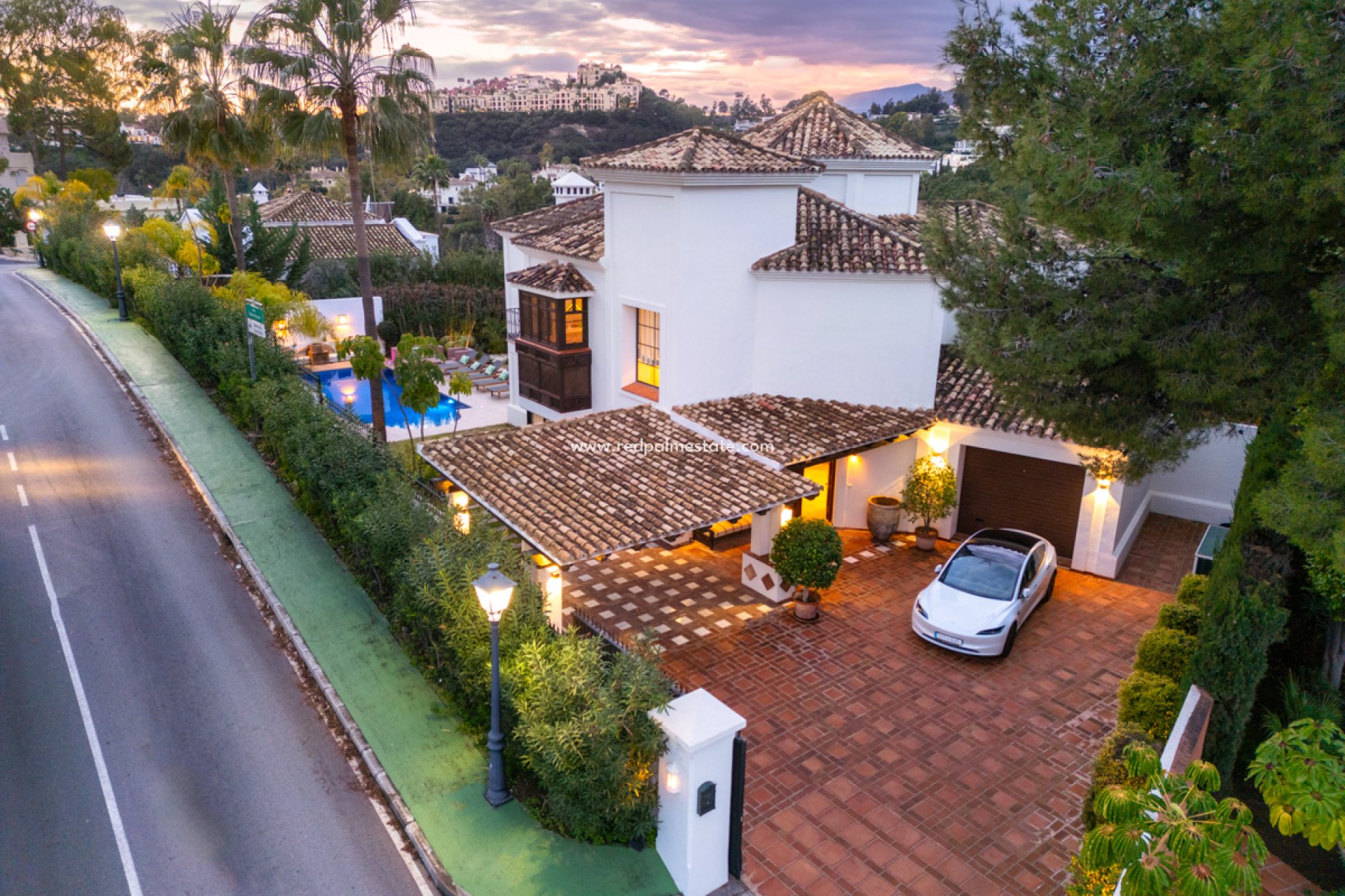 New Build - Villa -
Benahavís
