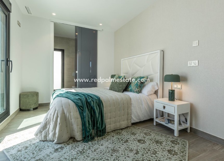 New Build - Villa -
Benidorm