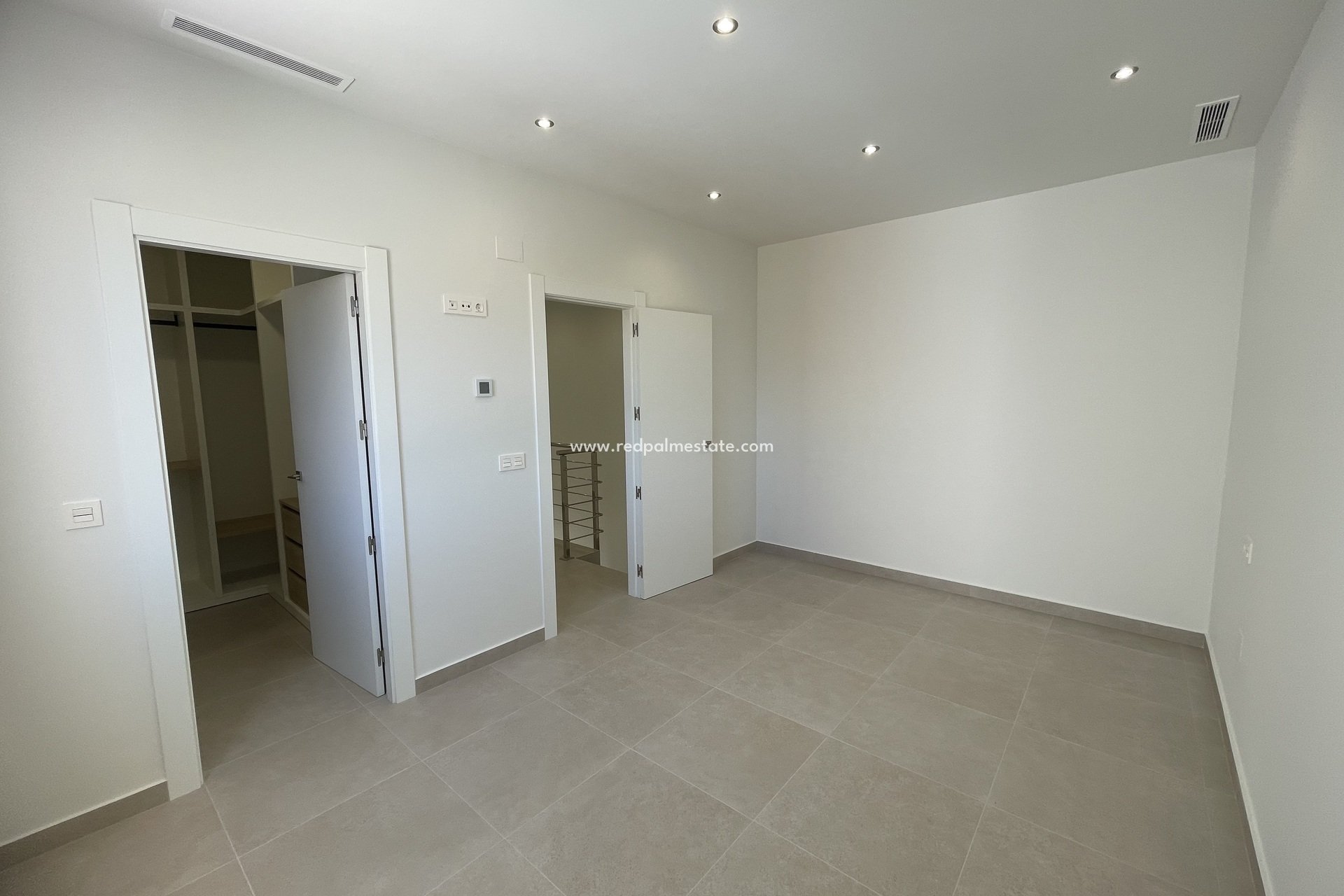 New Build - Villa -
Daya Vieja - Heredades