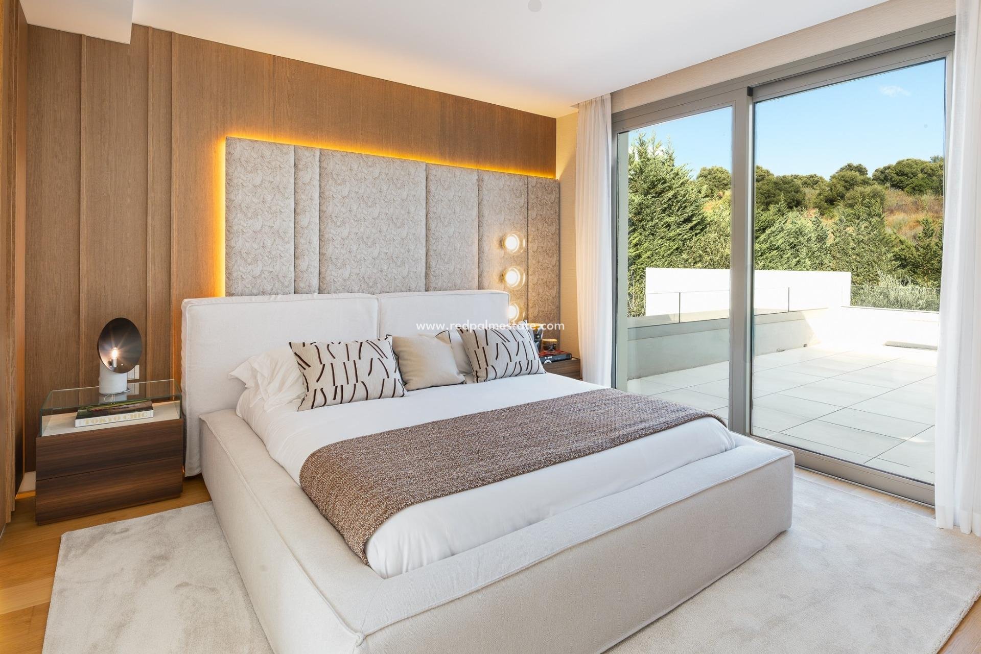 New Build - Villa -
Estepona - Paraiso Alto