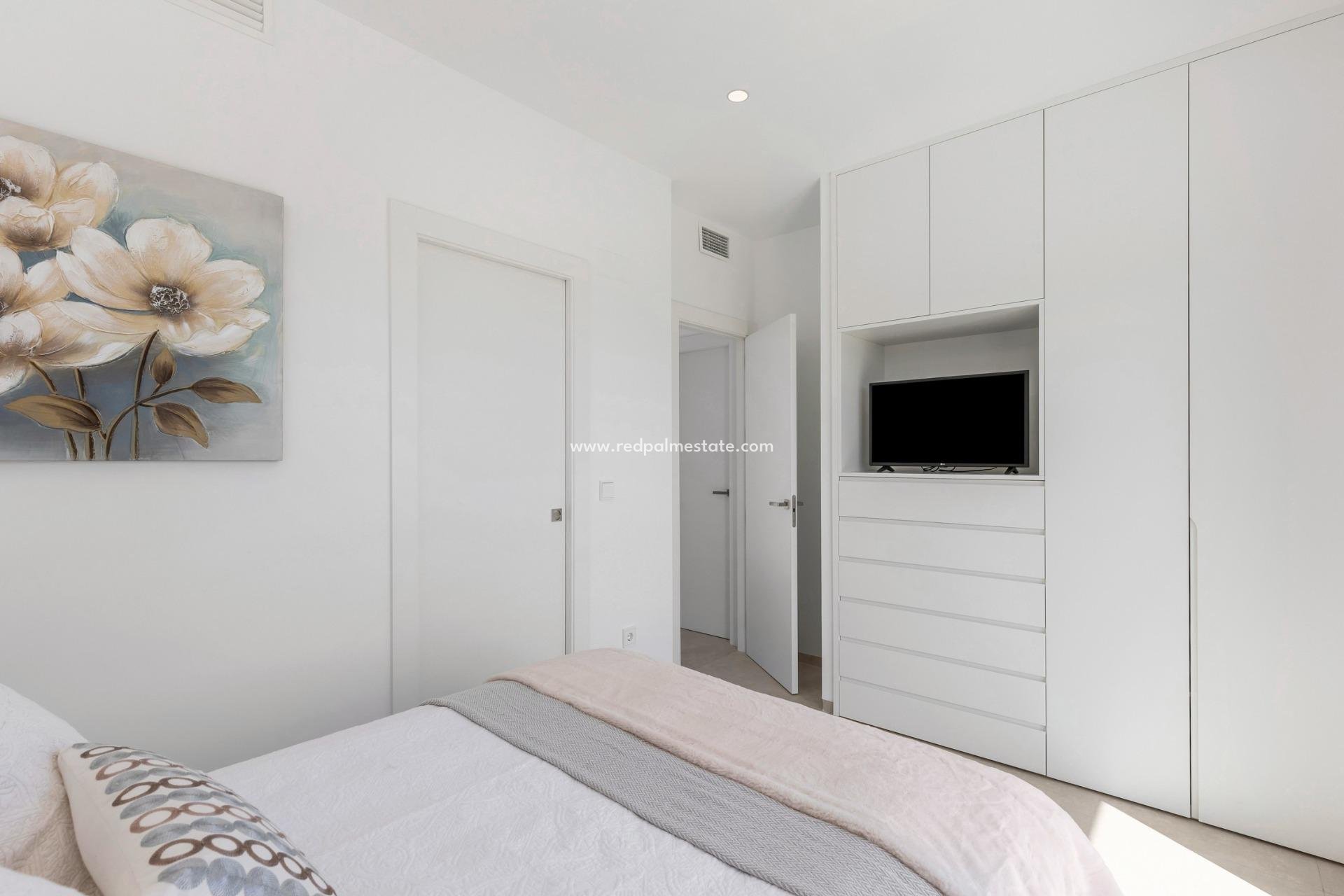 New Build - Villa -
Los Alczares - Serena Golf