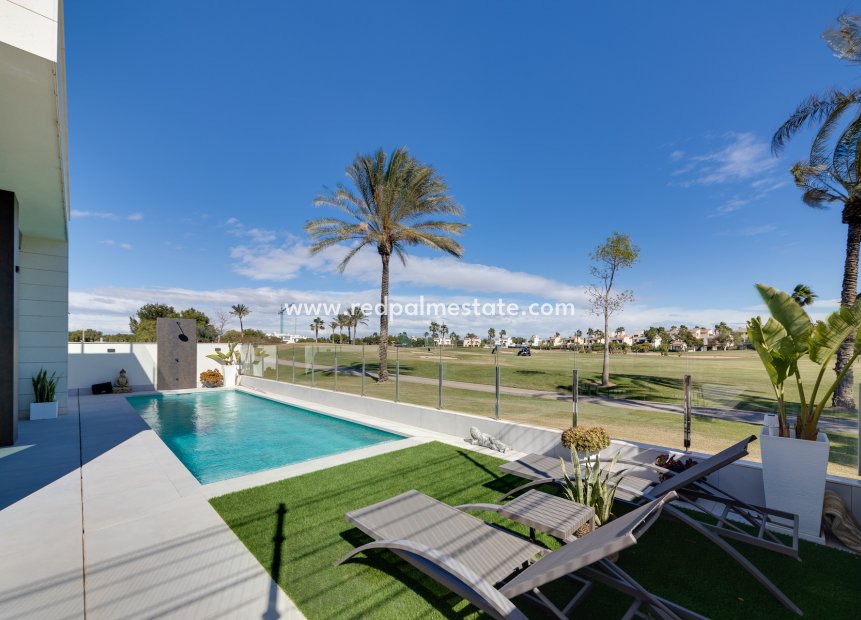 New Build - Villa -
Pilar de la Horadada