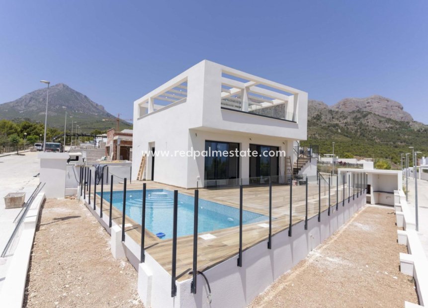 New Build - Villa -
Polop - Alberca