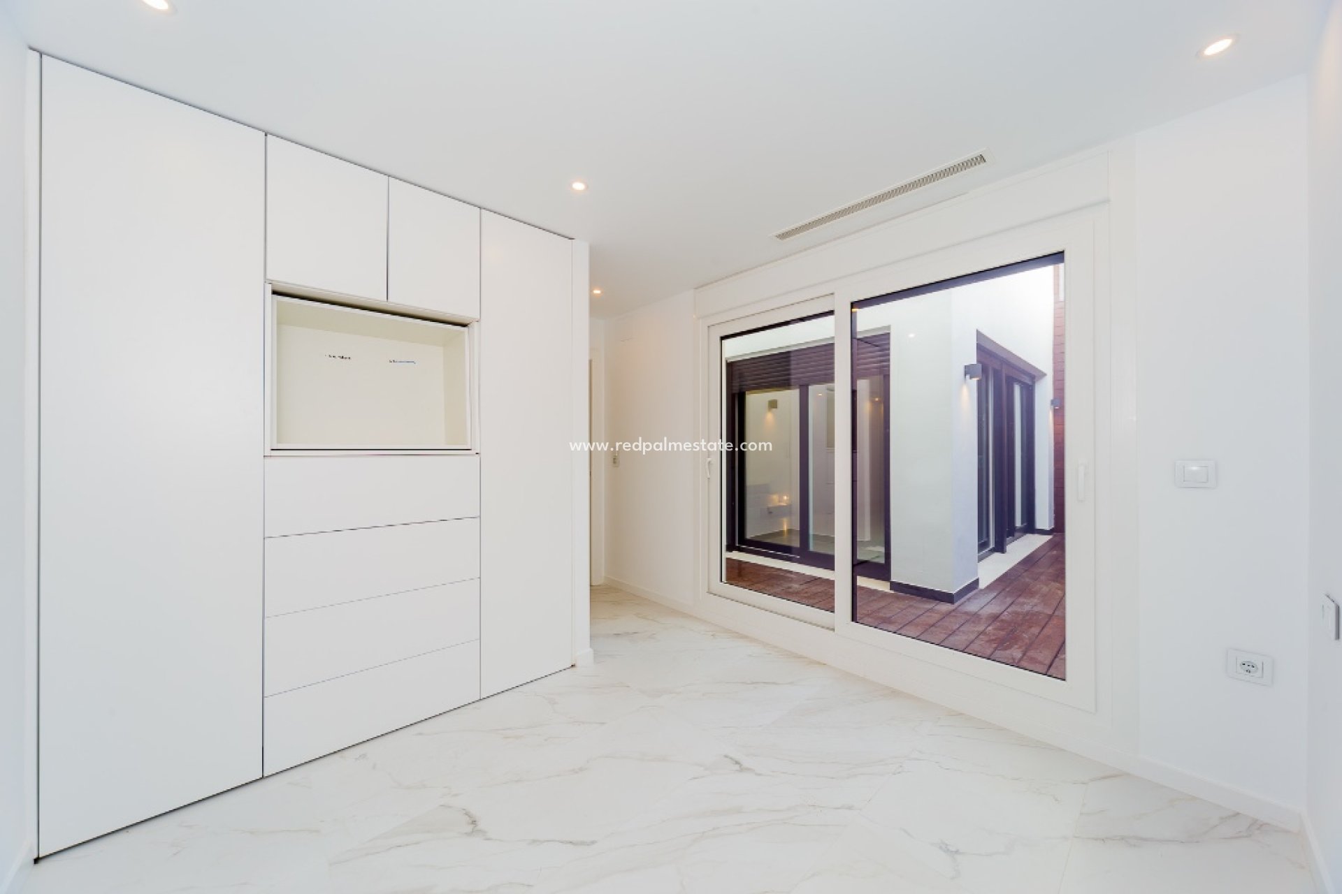 New Build - Villa -
Torrevieja - La Mata