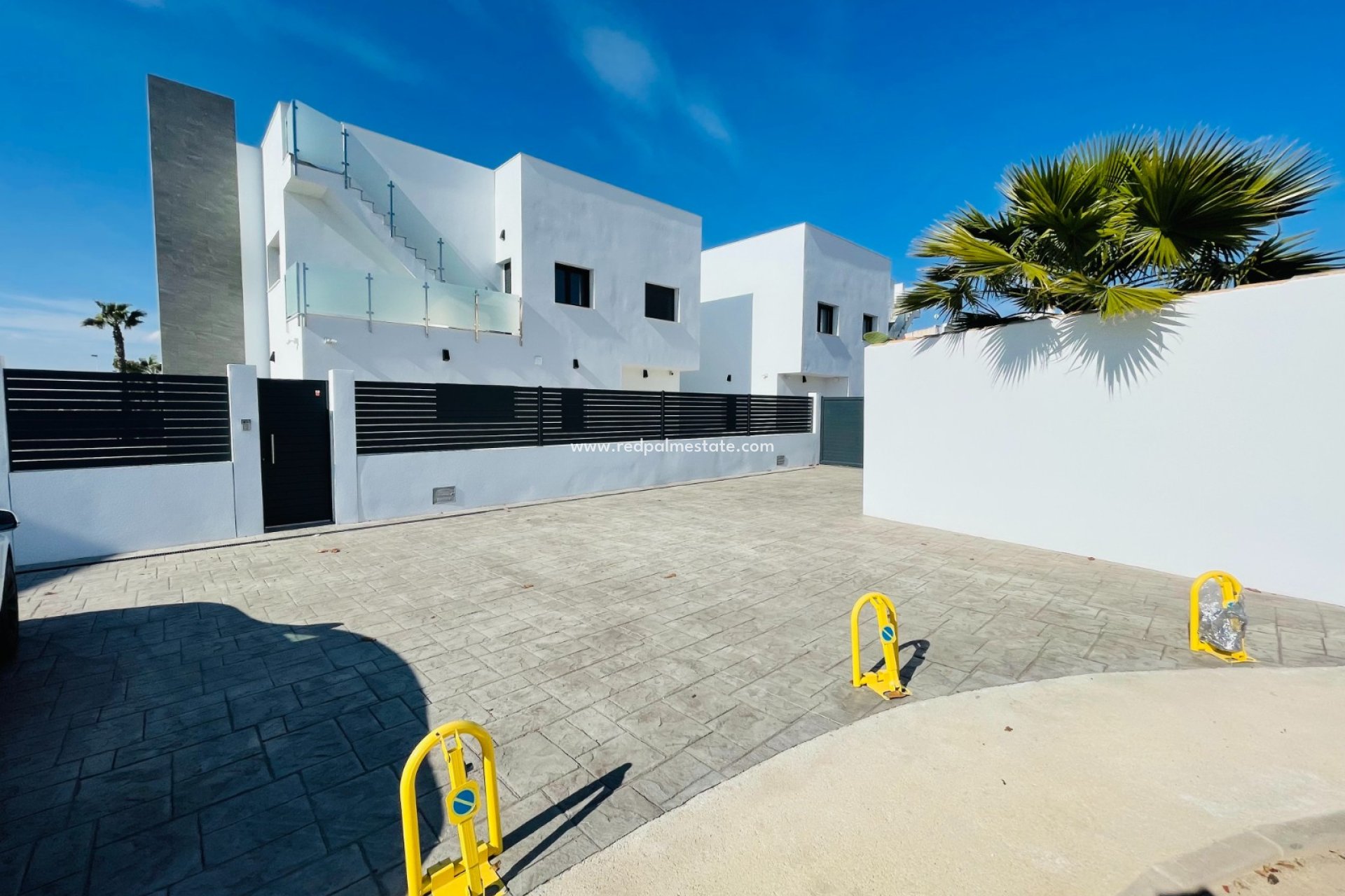 New Build - Villa -
Torrevieja