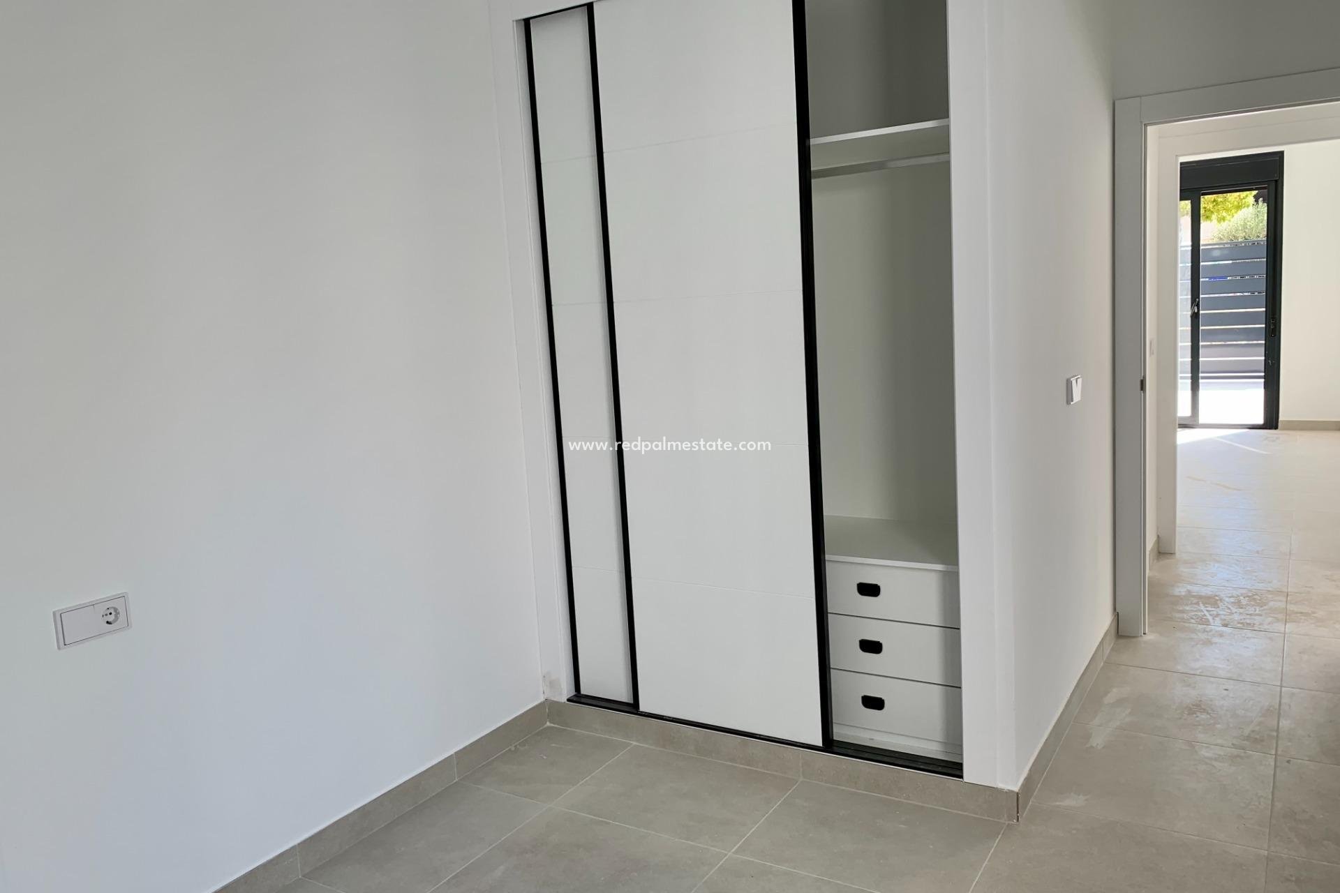 Nieuwbouw Woningen - Stadshuis -
Torre Pacheco - Dolores De Pacheco