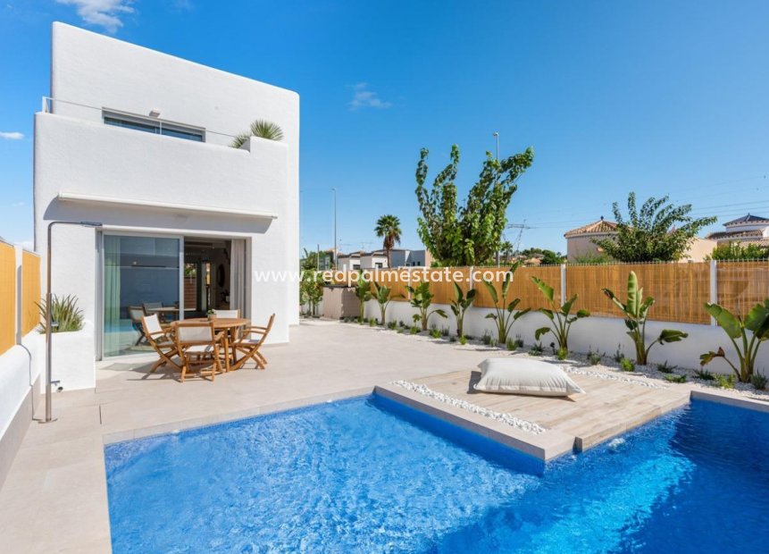 Nieuwbouw Woningen - Villa -
Los Alczares - Serena Golf