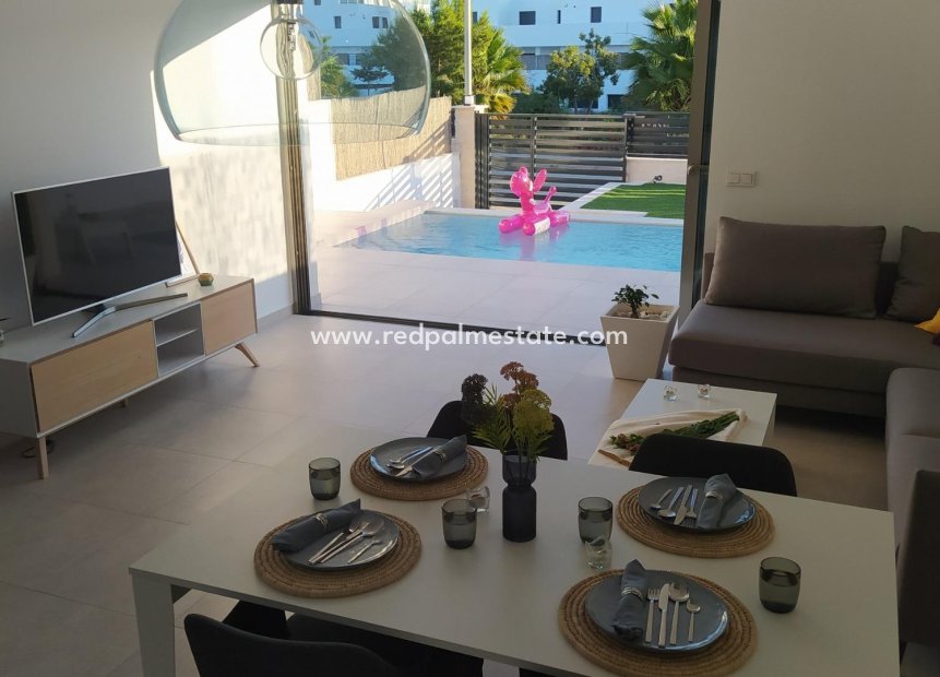 Nieuwbouw Woningen - Villa -
Orihuela Costa - PAU 8