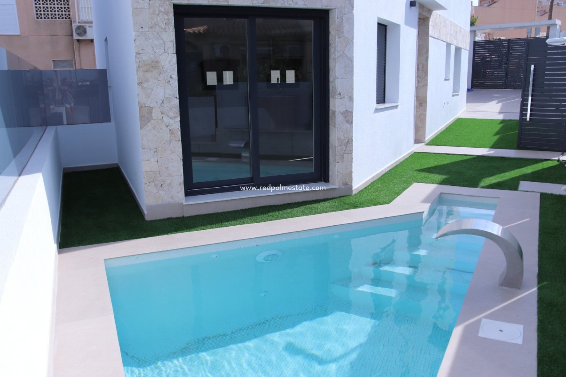 Nieuwbouw Woningen - Villa -
Torrevieja - La Mata