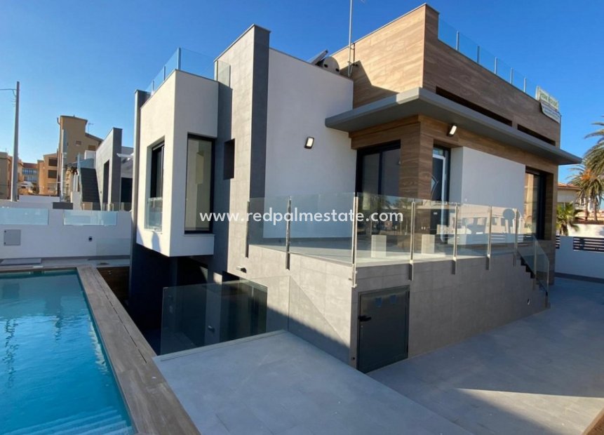 Nieuwbouw Woningen - Villa -
Torrevieja - La Mata