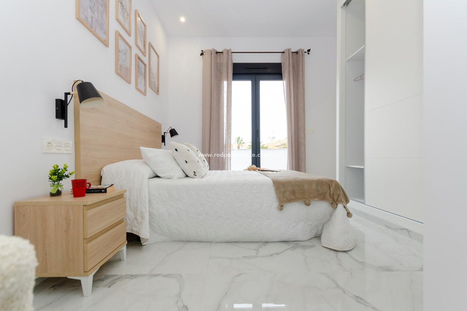 Nieuwbouw Woningen - Villa -
Torrevieja - La Siesta - El Salado -  Torreta