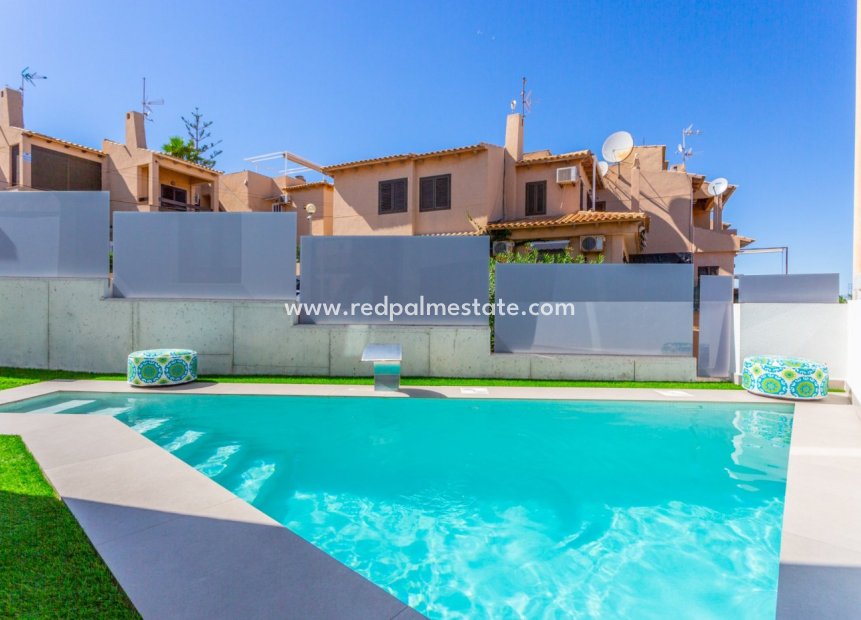 Nieuwbouw Woningen - Villa -
Torrevieja - Nueva Torrevieja - Aguas Nuevas