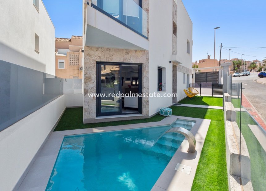 Nieuwbouw Woningen - Villa -
Torrevieja - Nueva Torrevieja - Aguas Nuevas