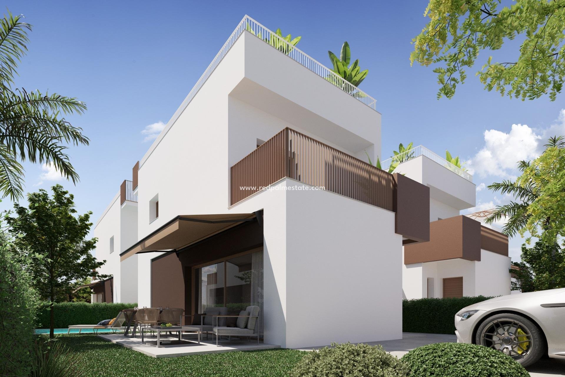 Nieuwbouw Woningen - Vrijstaande villa -
La Marina - El Pinet