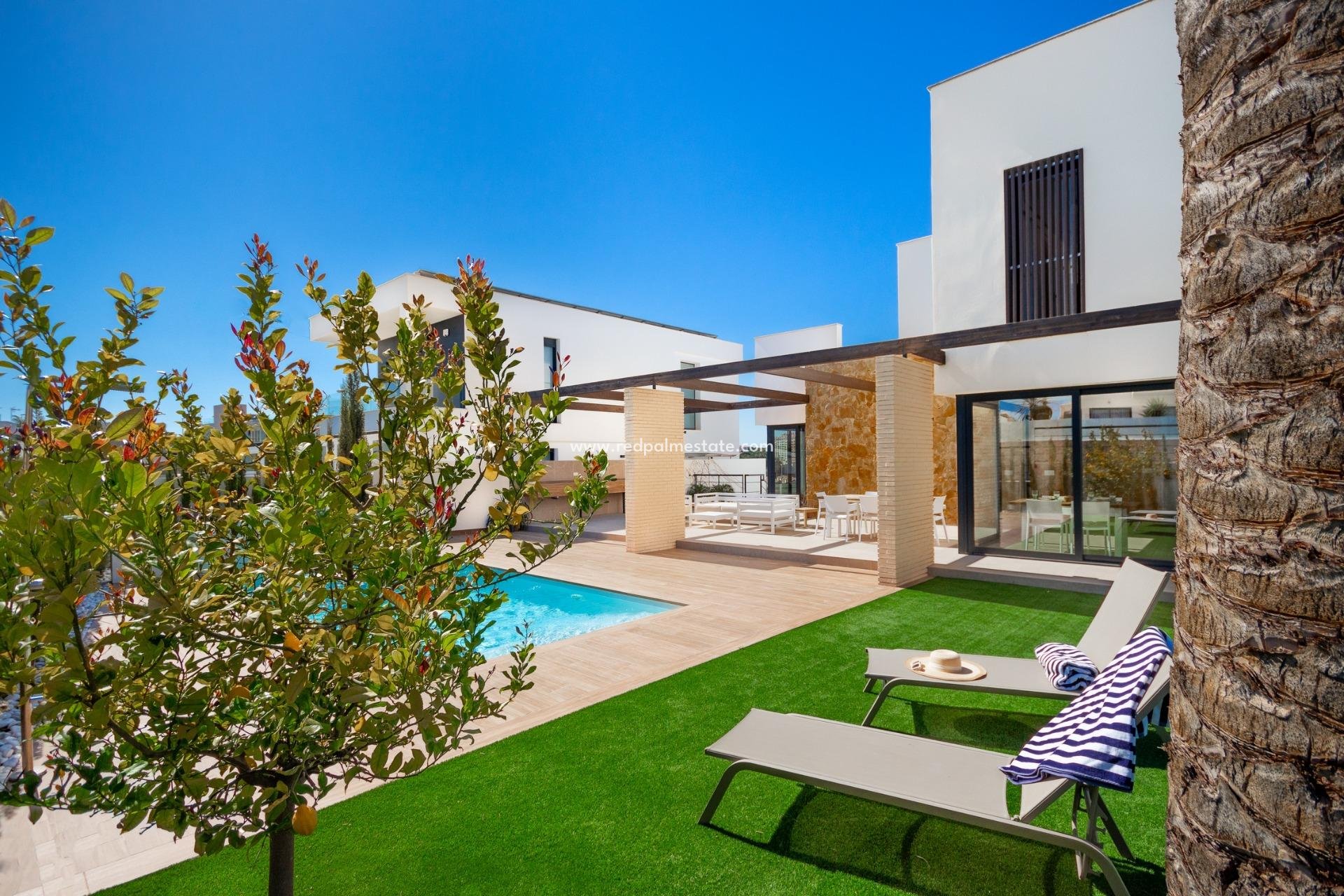 Nieuwbouw Woningen - Vrijstaande villa -
Orihuela Costa - Campoamor